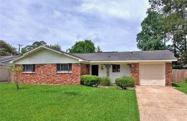 1511 RIDGECREST Drive - 1511 Ridgecrest Drive, Slidell, LA 70458