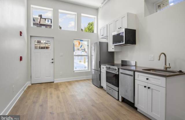 223 S 45TH Street unit: 1F