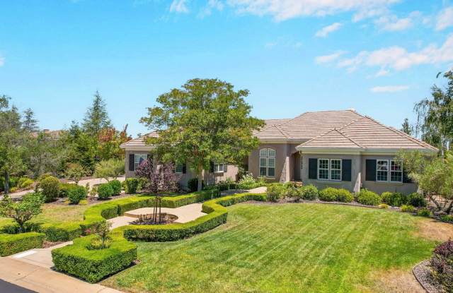 6BD/4.5BA Single Story Home in Ruby Hill + Office, Backyard Pool, and Spa!