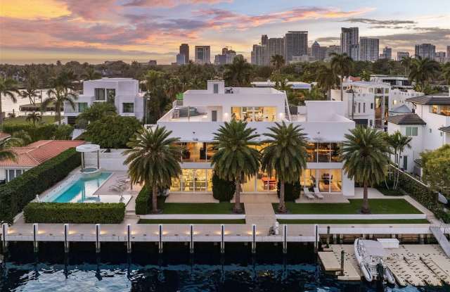 500 Isle Of Capri Drive