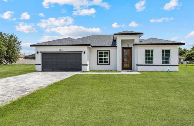 324 MARION OAKS TRAIL