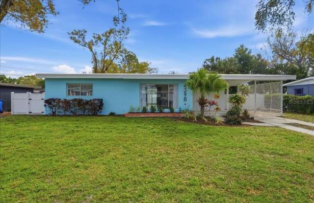 4398 NEPTUNE DRIVE SE