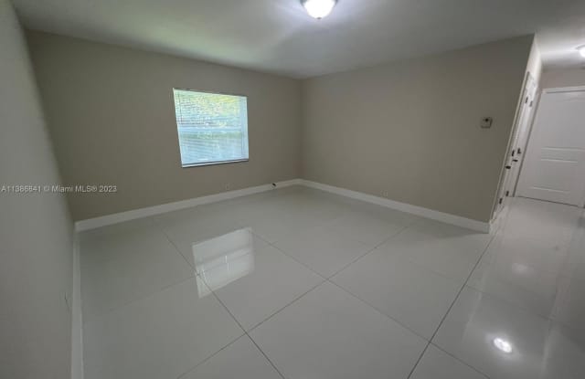 3071 NW 43rd St - 3071 Northwest 43rd Street, Oakland Park, FL 33309