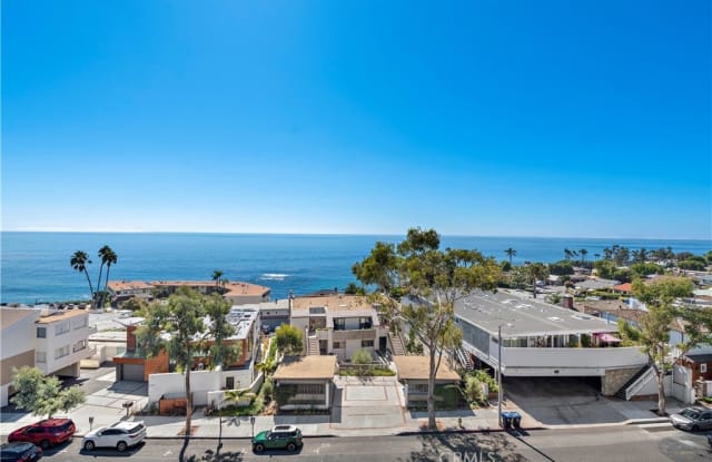 694 N Coast - 694 North Coast Highway, Laguna Beach, CA 92651