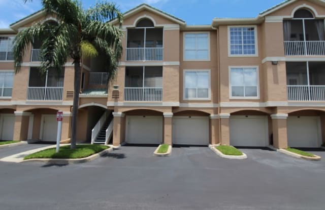 3206 Bay Club Cir - 3206 Bay Club Circle, Tampa, FL 33607