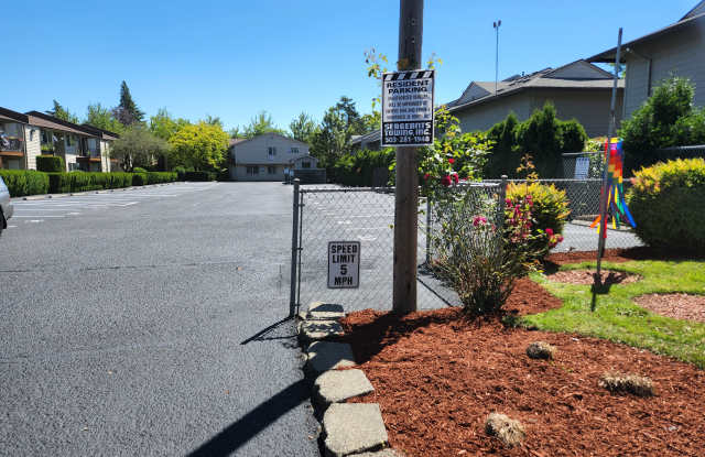 Photo of Emerald East Apartments