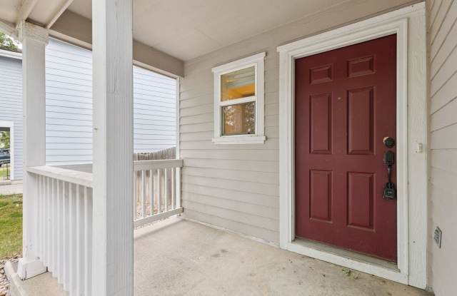 3 Bedroom 2.5 Bath Home in Longmont