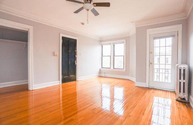 1606 West Morse