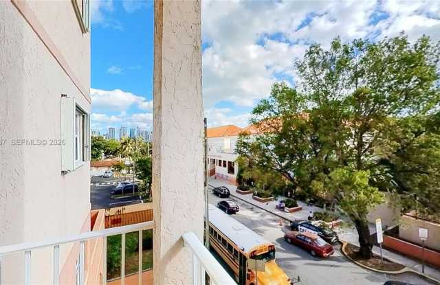 Photo of 199 SW 12th Ave