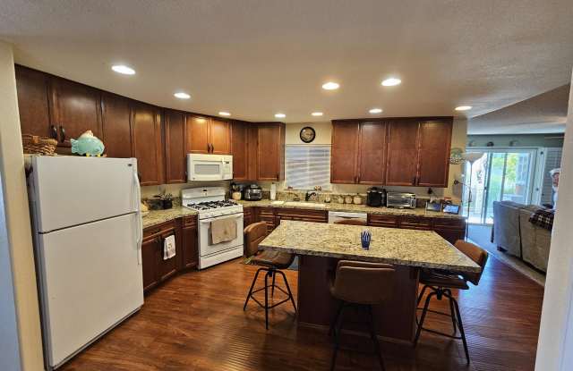 73892 Line Canyon Lane