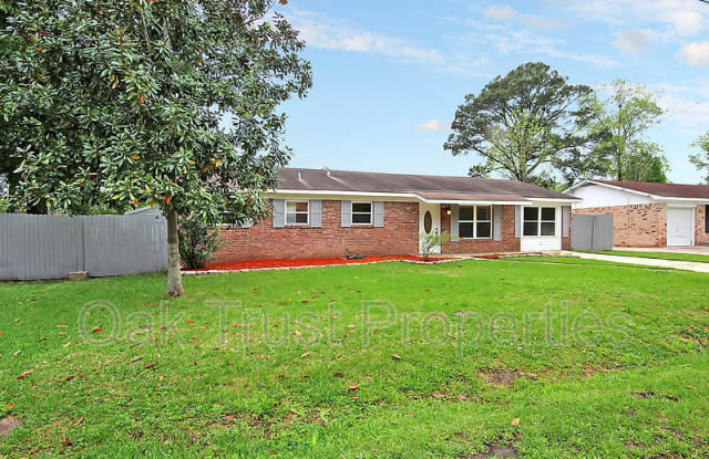 8829 Bucknell Drive - 8829 Bucknell Drive, North Charleston, SC 29406