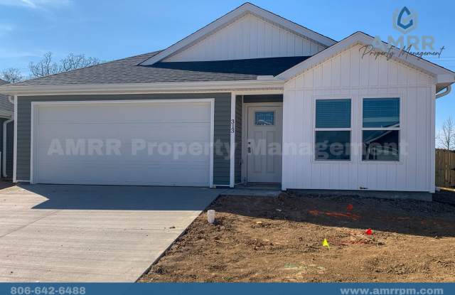 Spacious 4-Bedroom Family Home Awaits in Decatur