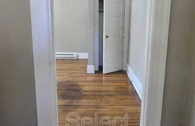 1103 Crescent Avenue