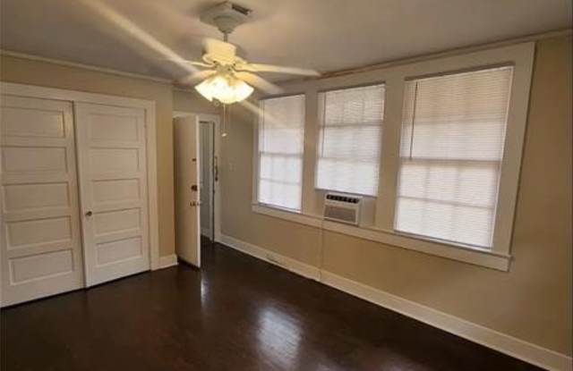 1710 S CARROLLTON Avenue