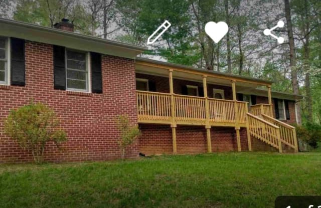 136 Rusty Lane - 136 Rusty Lane, Pickens County, SC 29642