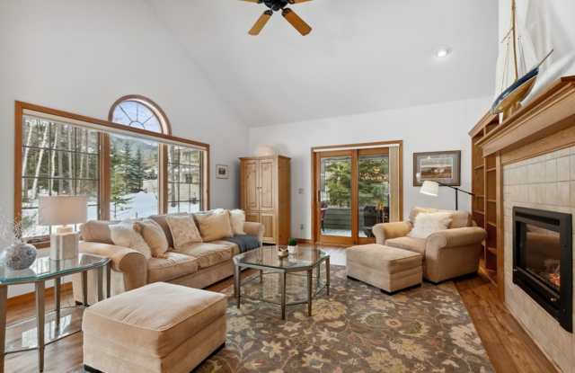 3 bedroom, 2.5 bath townhome, close to Whitefish Lake State Park and the Golf Course