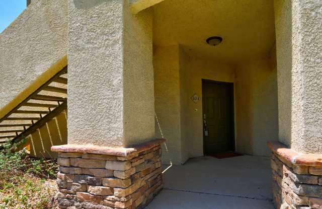 10225 King Henry #104 - Stunning Corner 3 bedroom Unit!