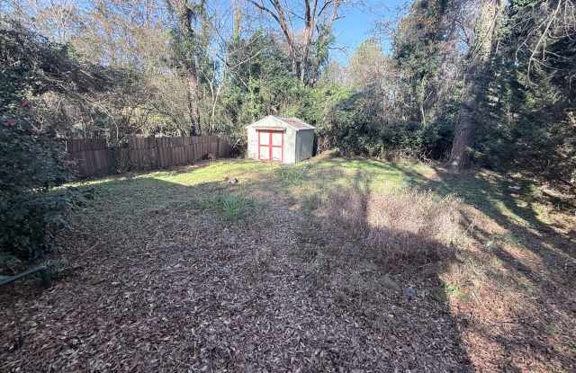 2 Bedroom / 1 Bath – Available Now West Athens