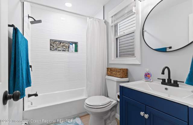 1007 Barnegat Avenue unit: 1