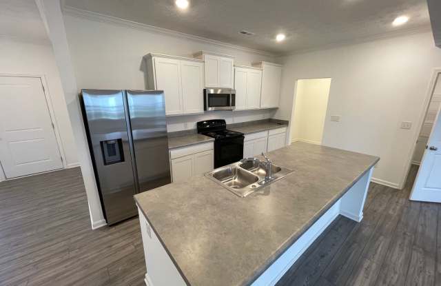 East Jefferson Large Home For Rent