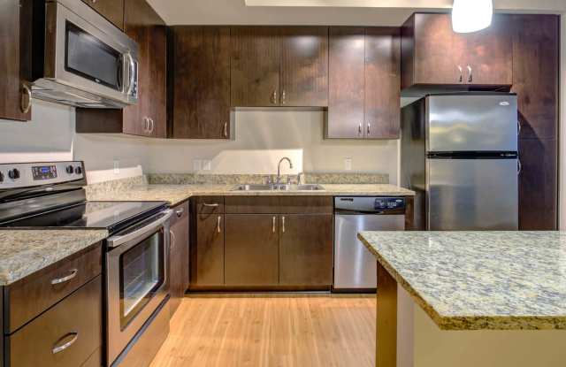 Arbour Square Apartment