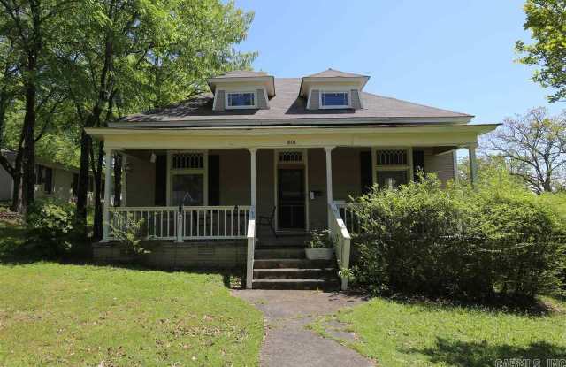801 N Van Buren