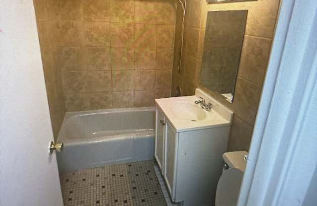 160 NEW BRITAIN AVENUE