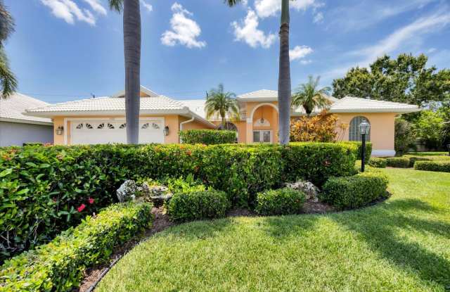 Seasonal/short term turnkey furnished home