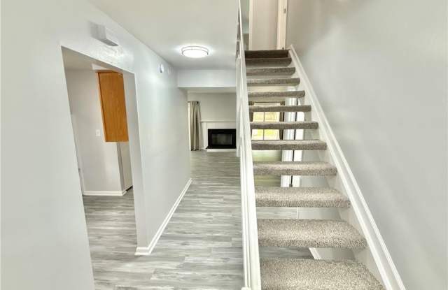 10 Glouchester Circle