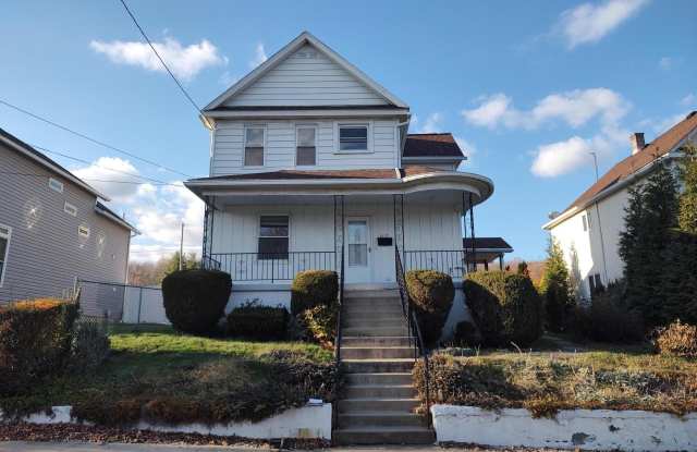 Photo of 1023 Carmalt Street