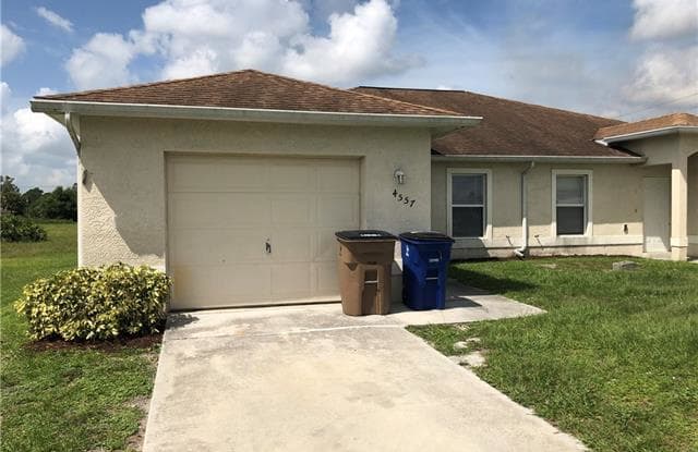 4557 Leonard BLVD S - 4557 Leonard Boulevard South, Lehigh Acres, FL 33973