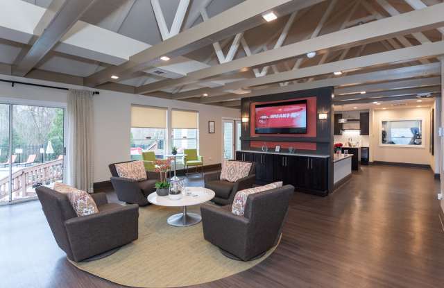 Hanover Crossing Apartments