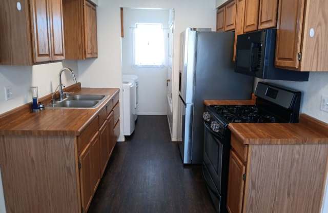 3 Bedroom, 1 Bathroom Home! Schedule a Showing Soon!