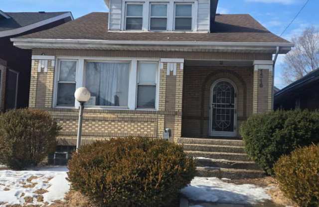 1316 Delaware Street