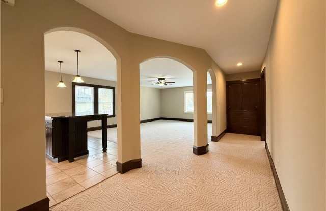 161 B Oakwood Avenue unit: A