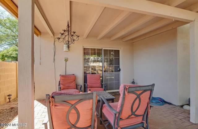 6662 N Calle De Calipso