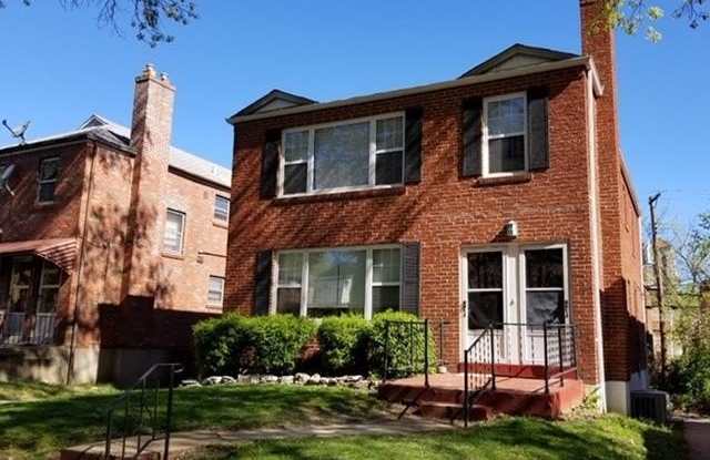 Photo of 7323 Tulane Avenue