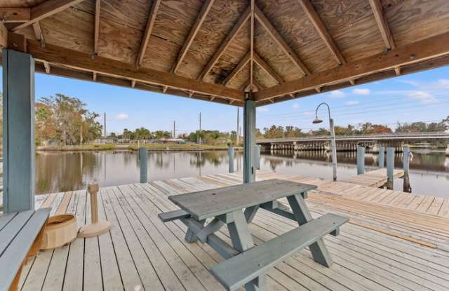 5615 San Juan Avenue