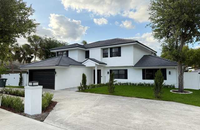 1401 SW 18TH Street