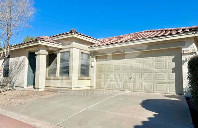 2280 E Hazeltine Way