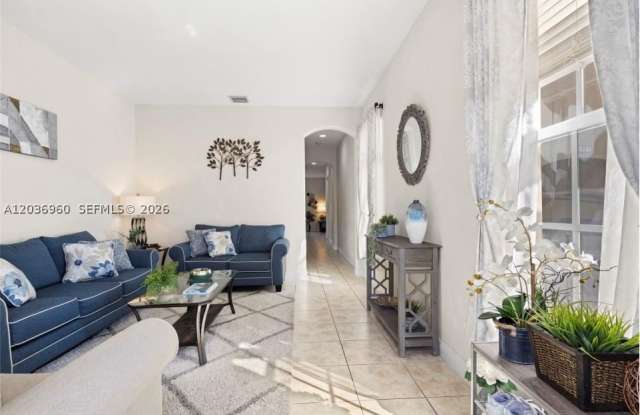 6959 Julia Gardens Dr