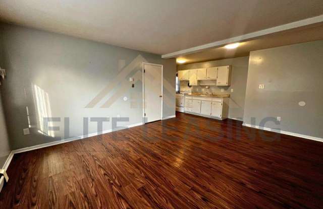 5216 SW 23rd St. Unit 2