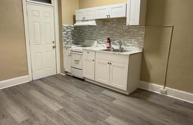 524 Macdade Boulevard