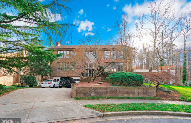 3817 FORT HILL DRIVE