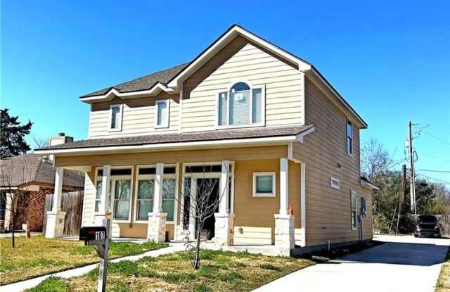 107 Southland Street