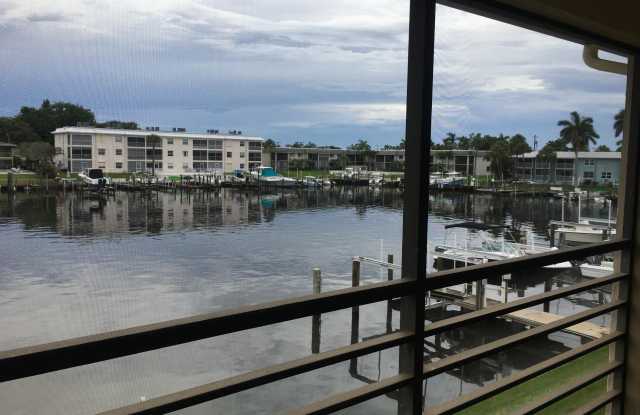 309 LAKE Circle