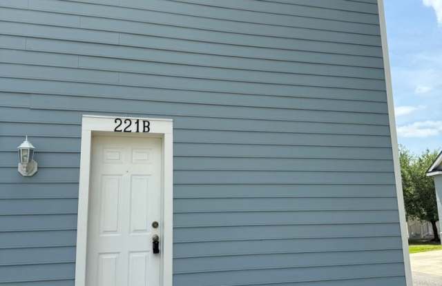 221 Eastpark Drive, Unit B, Celebration