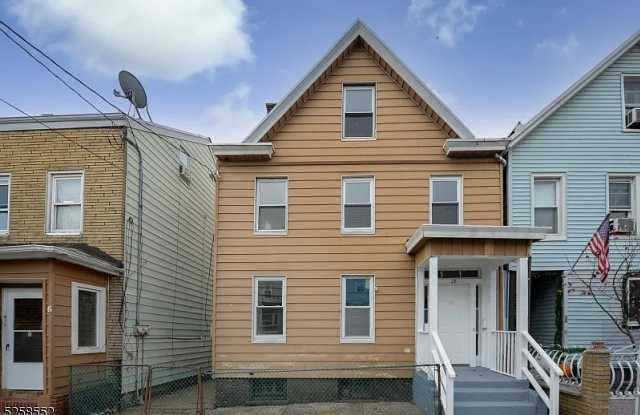 28 Prospect Street