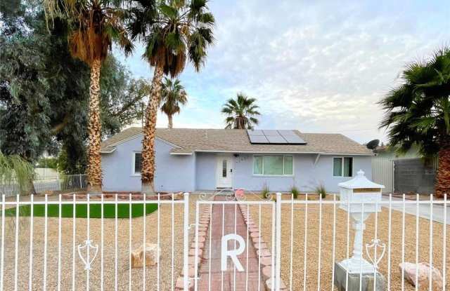 Photo of 1932 Hassett Avenue