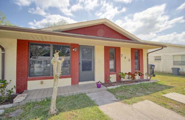 743 Hummingbird Lane